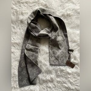 Men Louis Vuitton’s Scarf